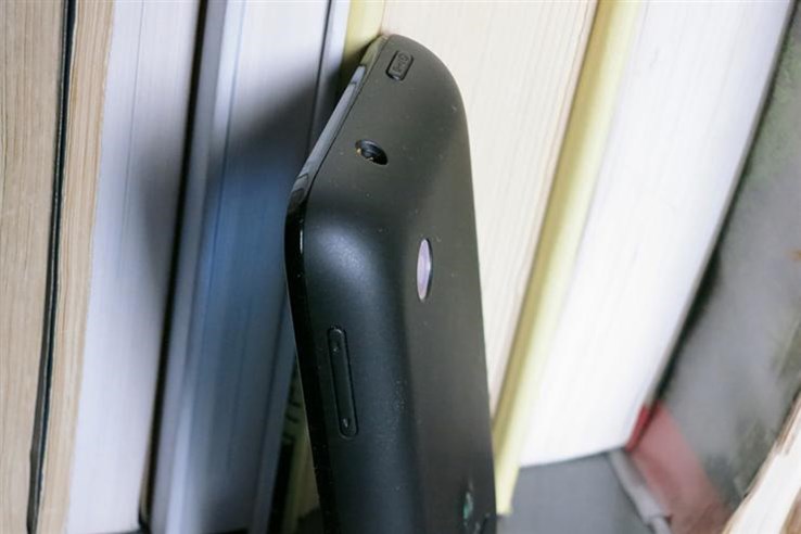 Sony Xperia Tipo (11).jpg